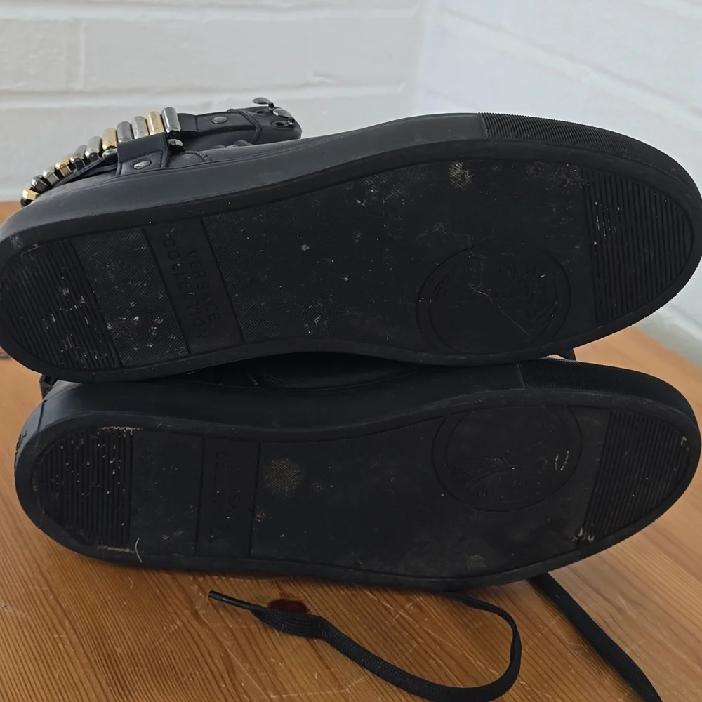 Versace Collection Black Leather Medallion High Top Sneakers Size 41 - Picture 10 of 13